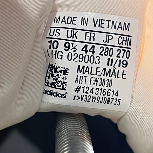 New Adidas Men’s Americana Low Off White Donald Glover Sneakers Size 10 - Picture 6 of 9